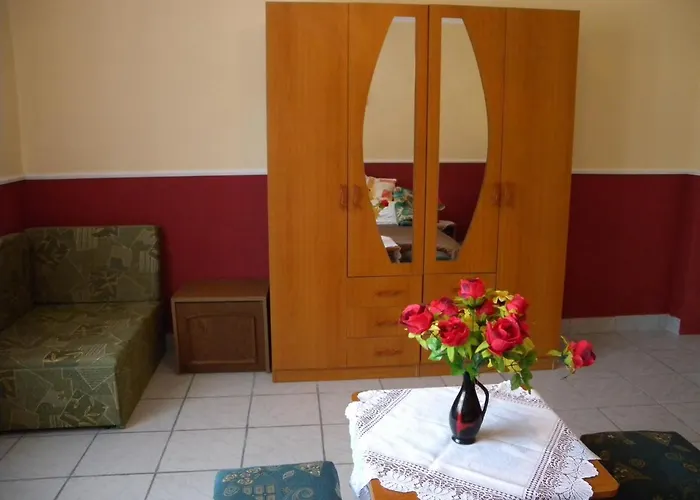 In - Balaton 18586 Fonyód